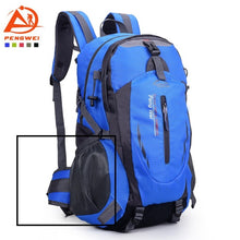 PENGWEI Dorsal Breathable 40L Camping Backpack